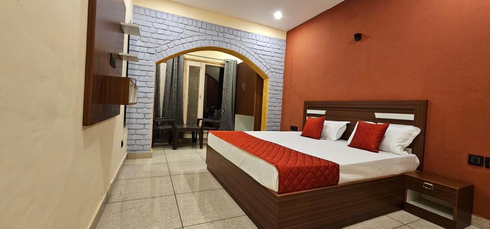Golden Himalaya Homestay 코사니 외부 사진